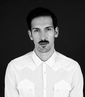 01 white shirt 